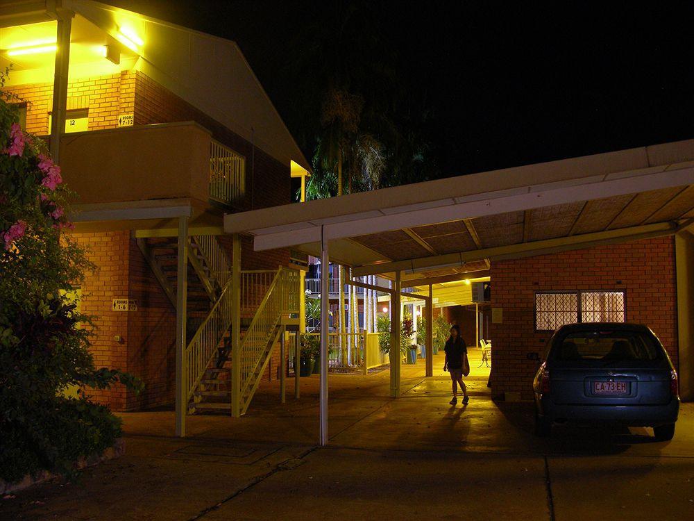 Litchfield Outback Resort Batchelor Екстериор снимка